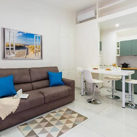 Appartamentino Ai Spagnoli Διαμέρισμα Νάπολη